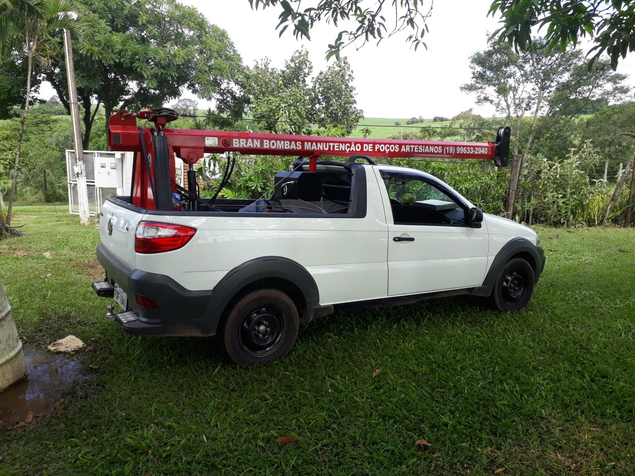 Fiat Strada 2017 Guinchos JF para Bran Bombas Manutenção de Poços