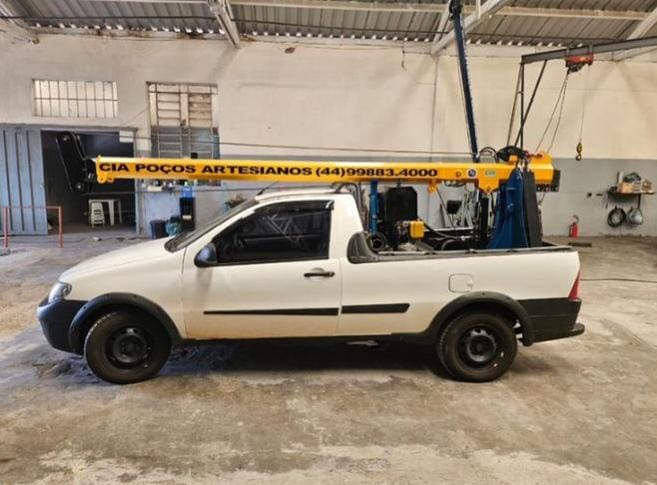 Pickup Strada 2000 Guinchos JF para Cia Poços Artesianos