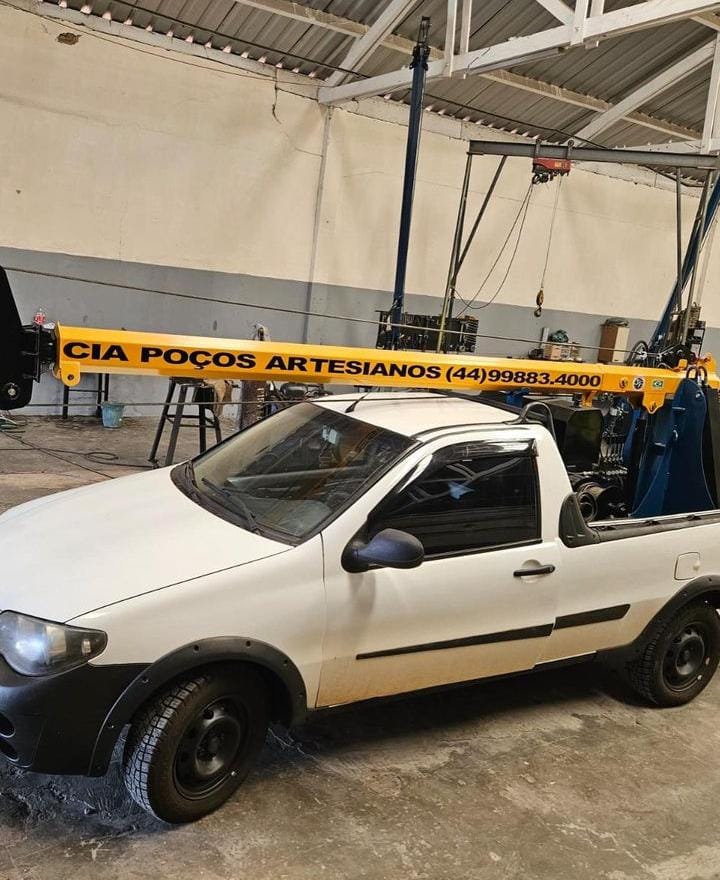 Pickup Strada 2000 Guinchos JF para Cia Poços Artesianos